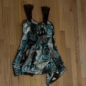 It’s Springy Sleeveness Top